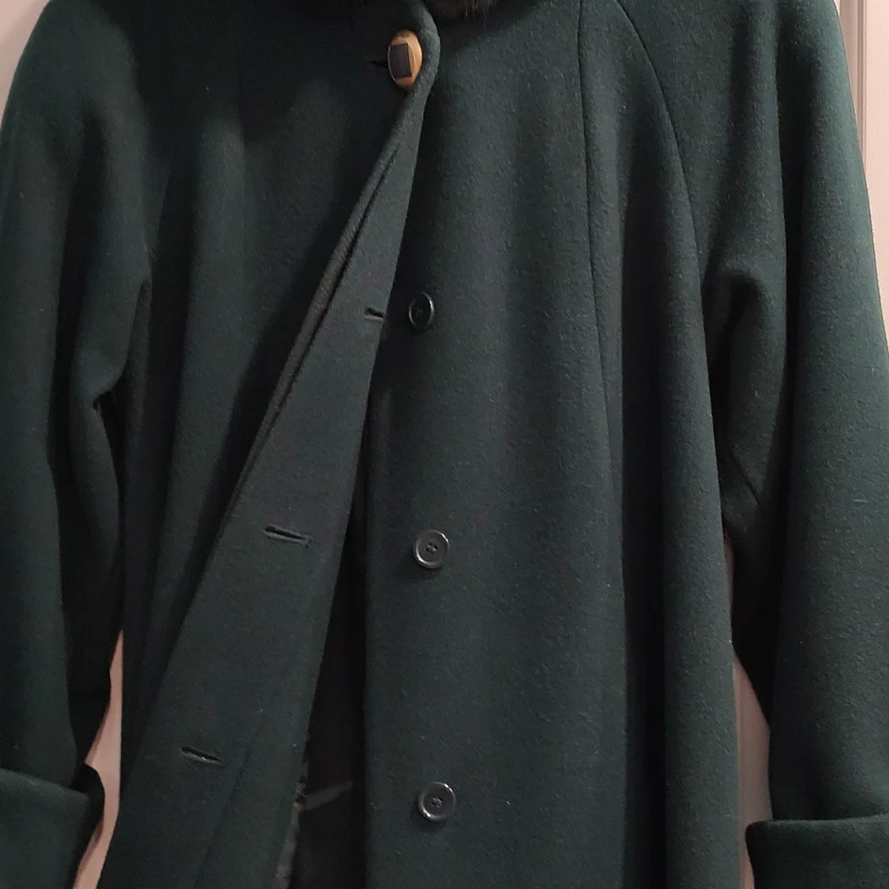 John Weitz Vintage wool coat with Rabbit fur trimmed hood - Picture 4 of 9